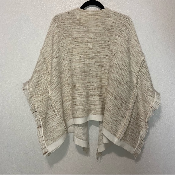 Club Monaco Cream and Tan Wrap Poncho Shawl Rriyanka - Picture 6 of 16